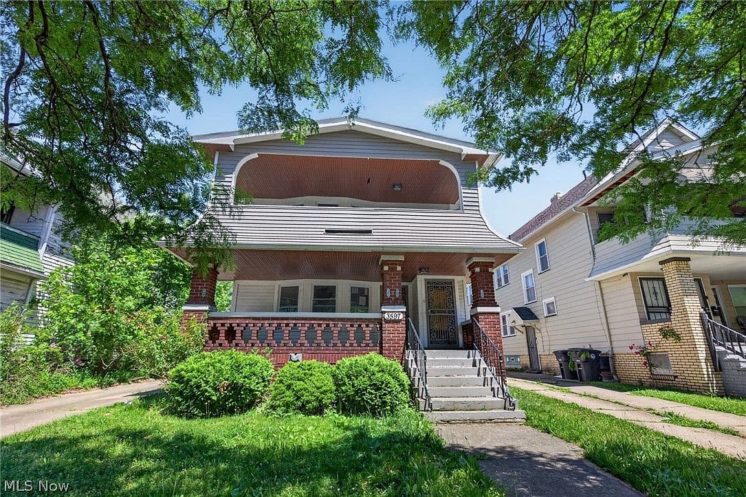 3597 E 154Th St, photo 1