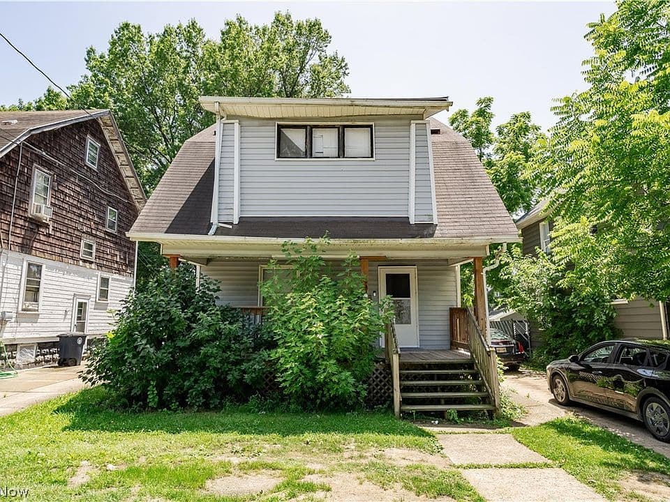 190 E Archwood Ave