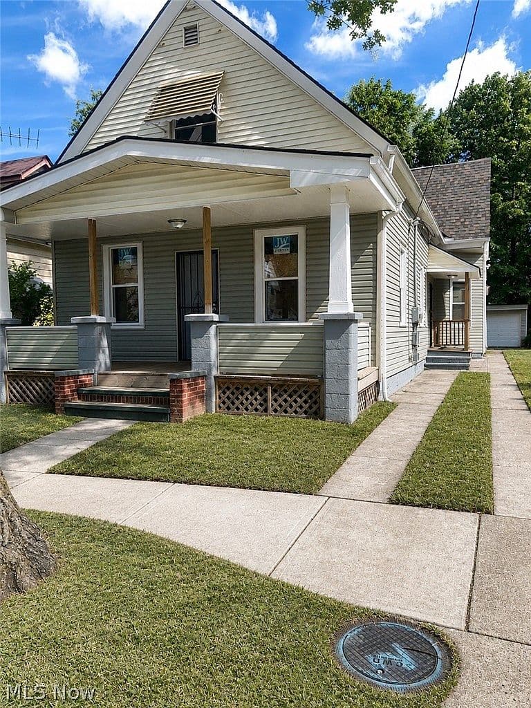 6709 Gertrude Ave, photo 1