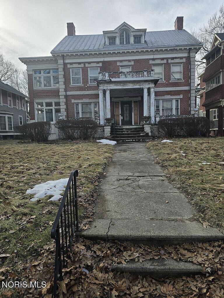 2229 Parkwood Ave, photo 1