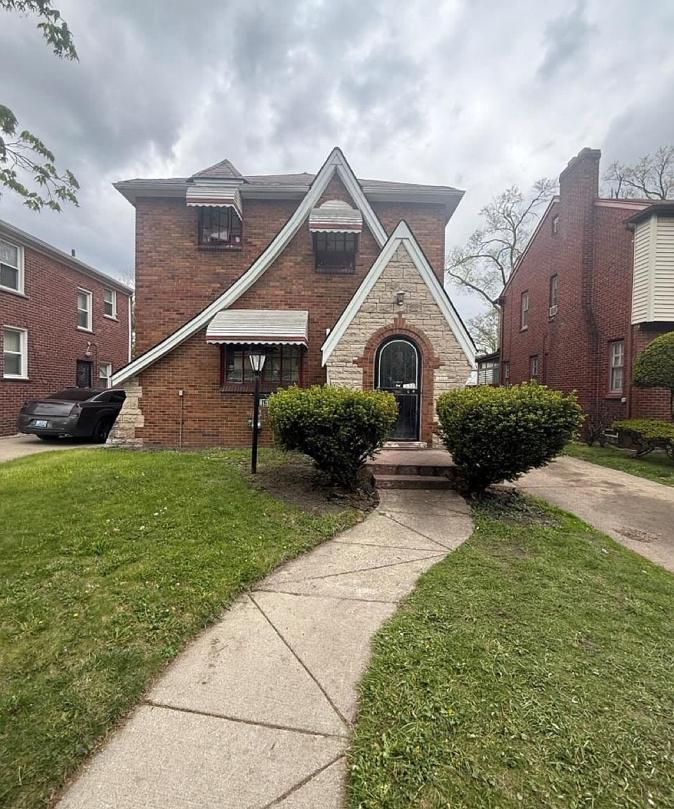 16893 Mark Twain St, photo 1