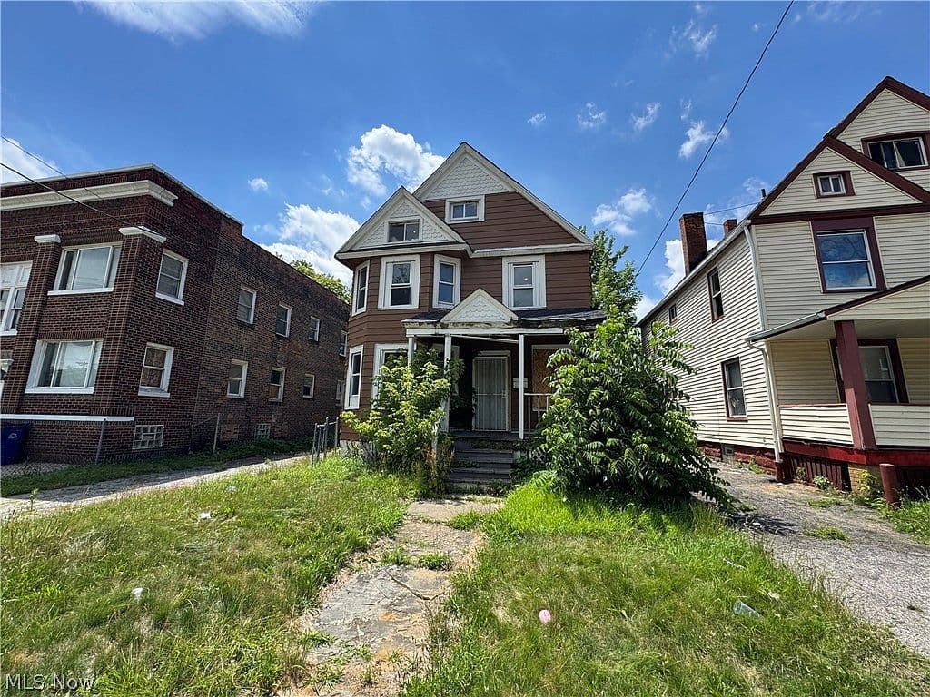 540 E 123Rd St, photo 1