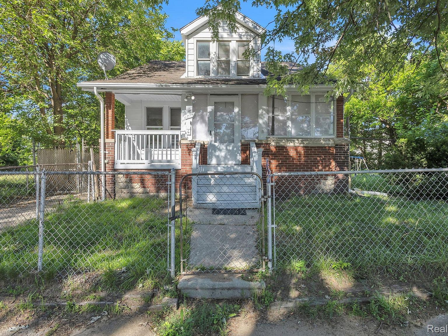 4877 Maynard St, photo 1
